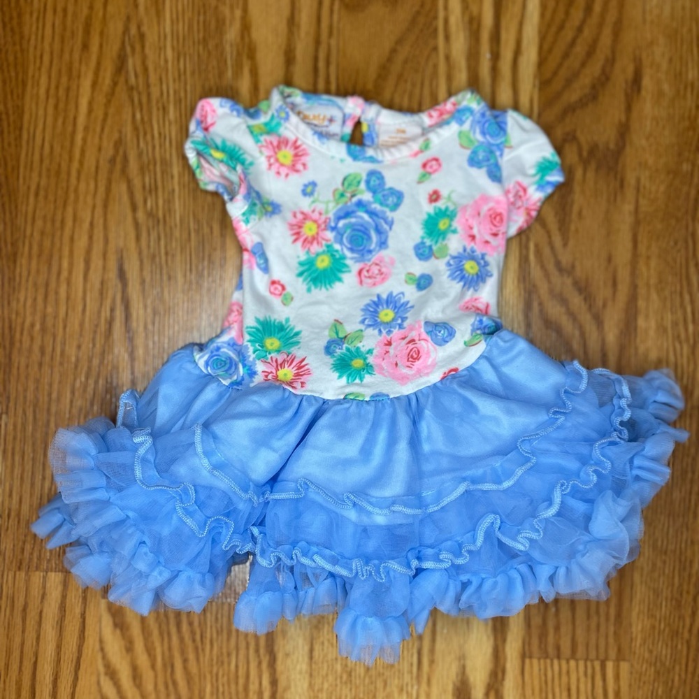 Truly Scrumptious by Heidi Klum adorable floral & nylon ruffle skirt